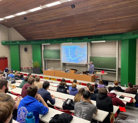 UCLL-Lecture-Carsten4-2048x1550-1